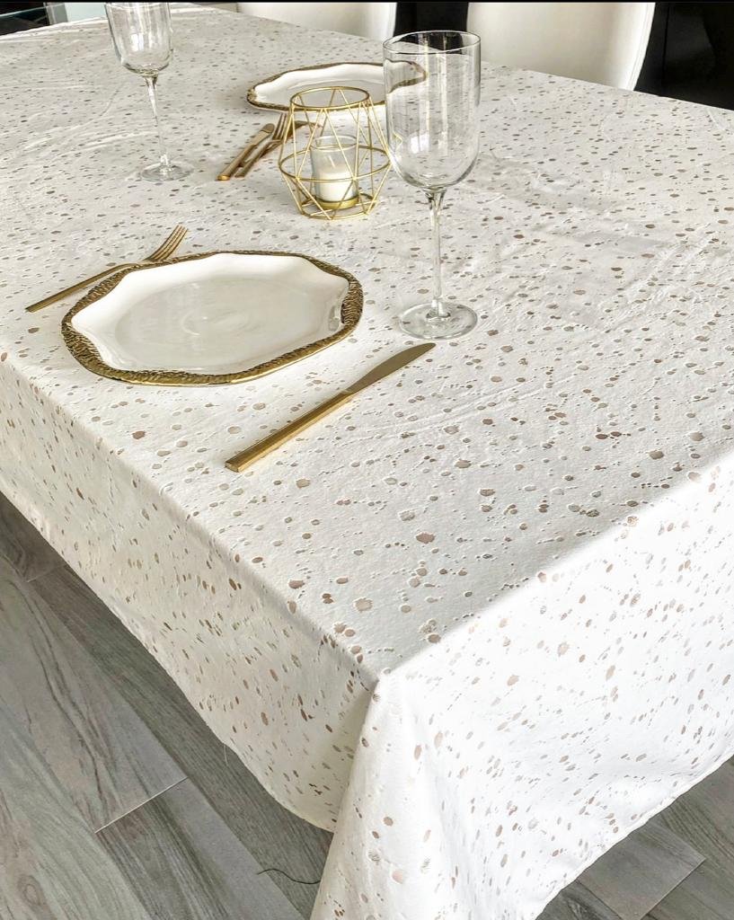 Menton Velvet Table Cloth