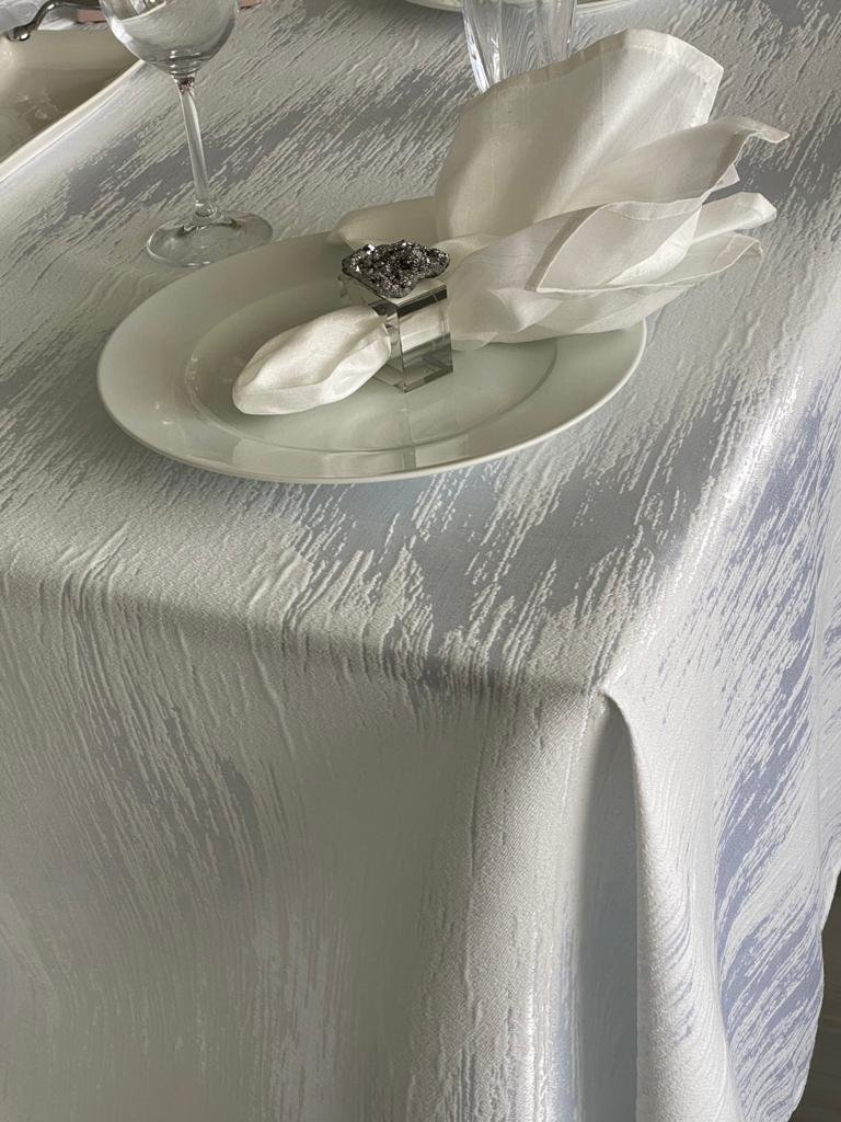 Metallic Print : Paris White Table Cloth