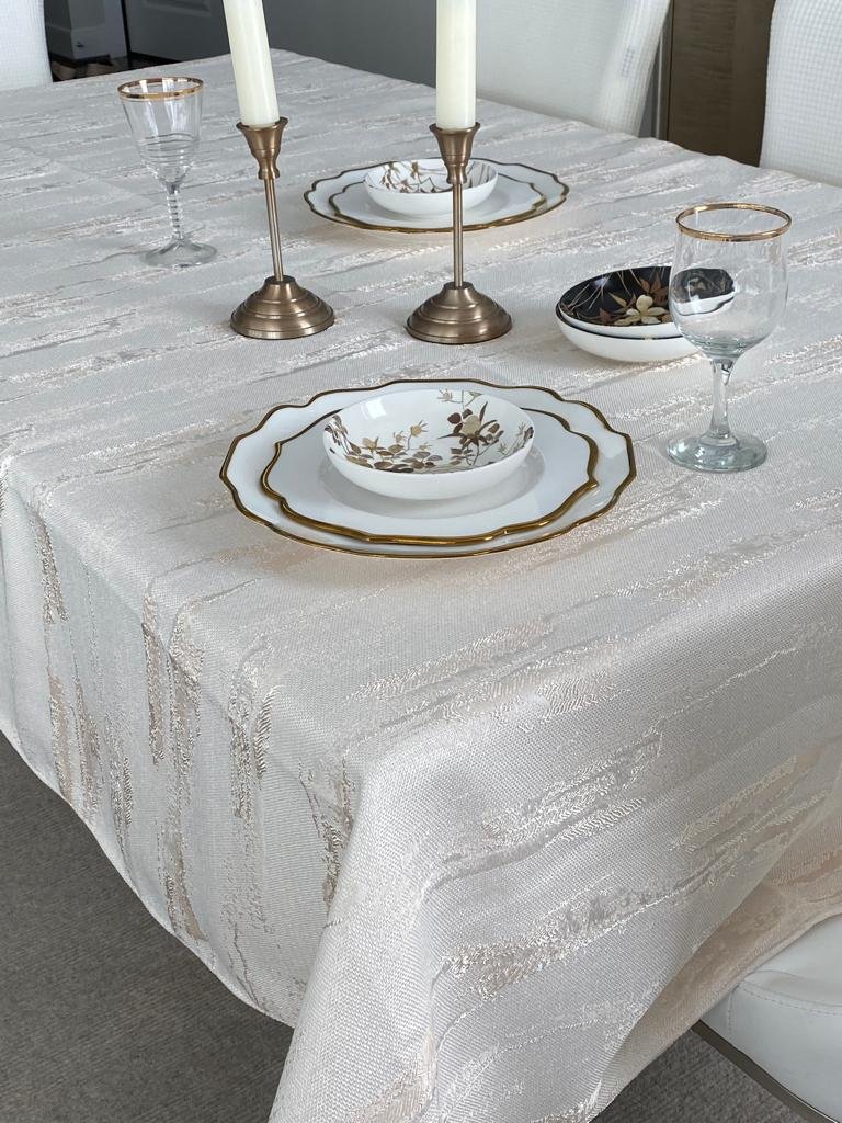 Chateau Table Cloth