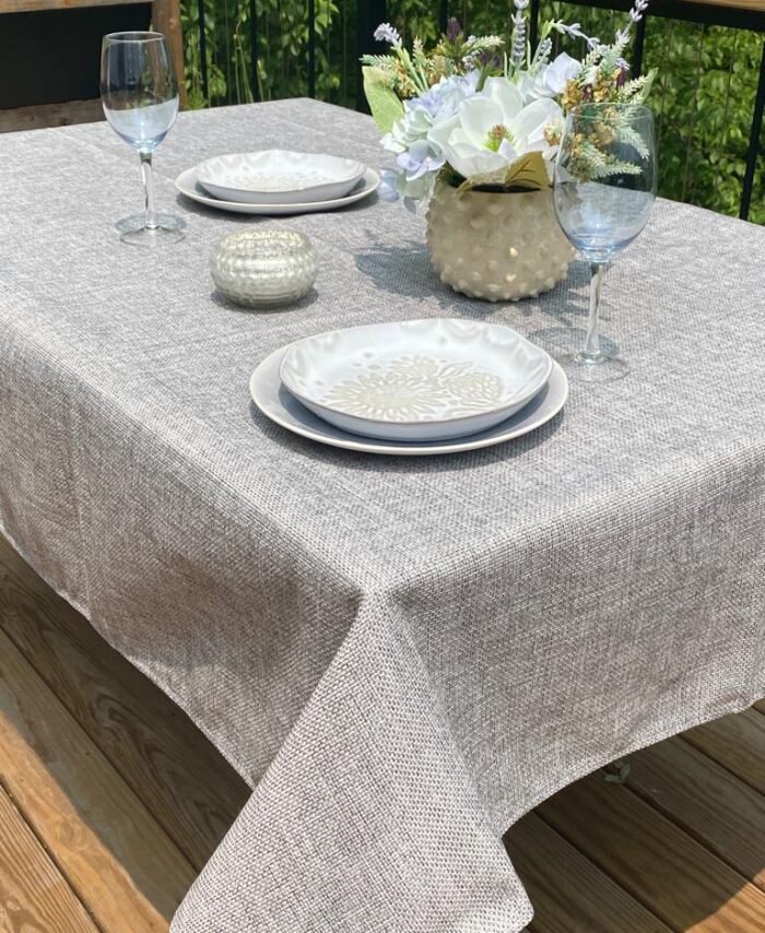 Bella Table Cloth